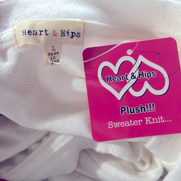 Heart & Hips White/Black Stripped Ruffled Long Sleeve Sweater - Picture 3 of 6